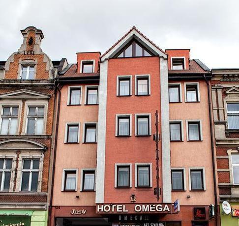 Hotel Omega Ostrów Wielkopolski Exteriör bild